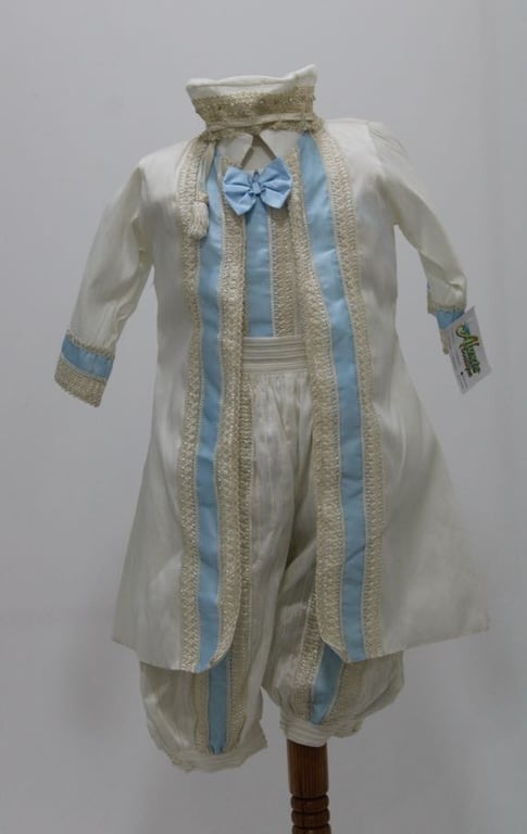 Ropon Bautista - Boutique Alexis