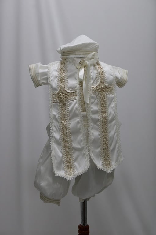 Ropon Cervera - Boutique Alexis