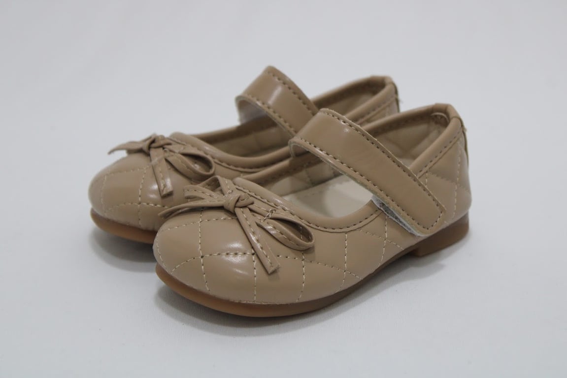 Yuliana - Boutique Alexis