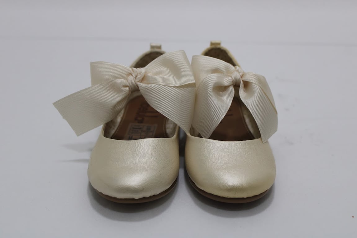 Queen Lace Ivory - Boutique Alexis
